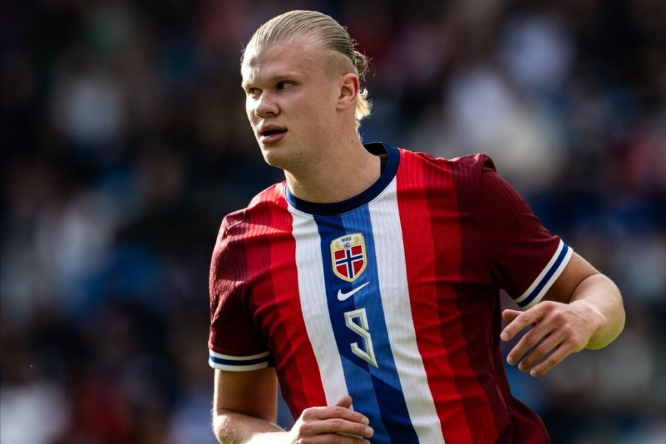 铜梁龙致谢蓉城：期待成渝两地共同推动西部足球事业蓬勃发展