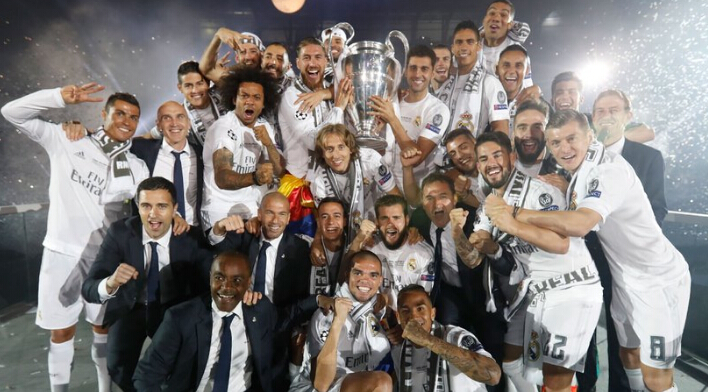 昂达夫：拜仁的一些球员强得离谱，今天他们把我们完全摧毁了